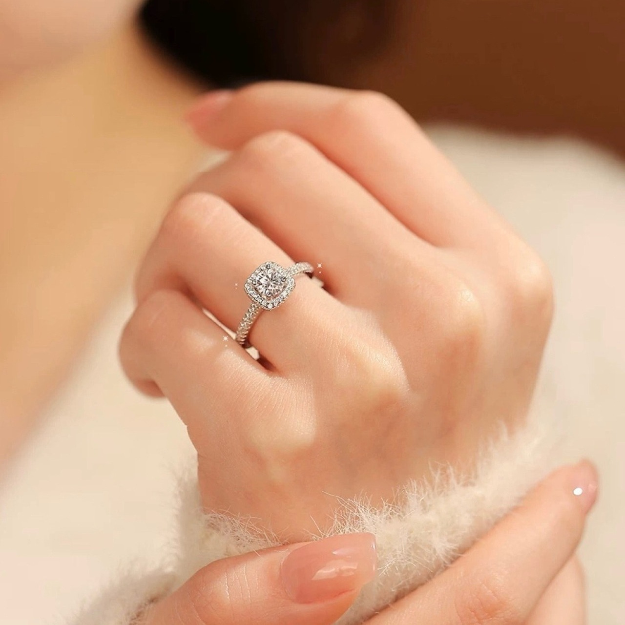 0.5/1 Carat Sparkling Moissanite Ring, 925 Silver